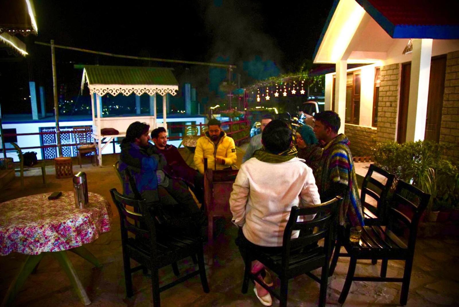 Backpackers Den Hostel Gangtok Bagian luar foto